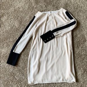 Lulus longsleeve shift dress